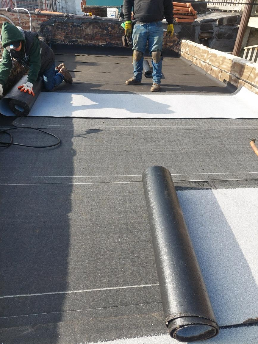 Commercial Flat Roof with Modified Bitumen Torch Down Application