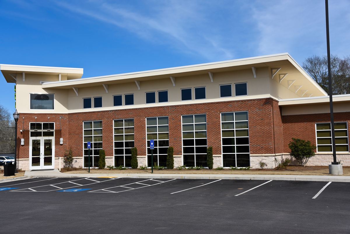 Commercial roof installation